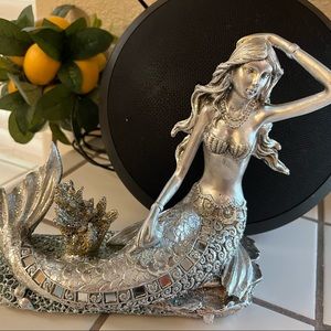 Beautiful mermaid statue